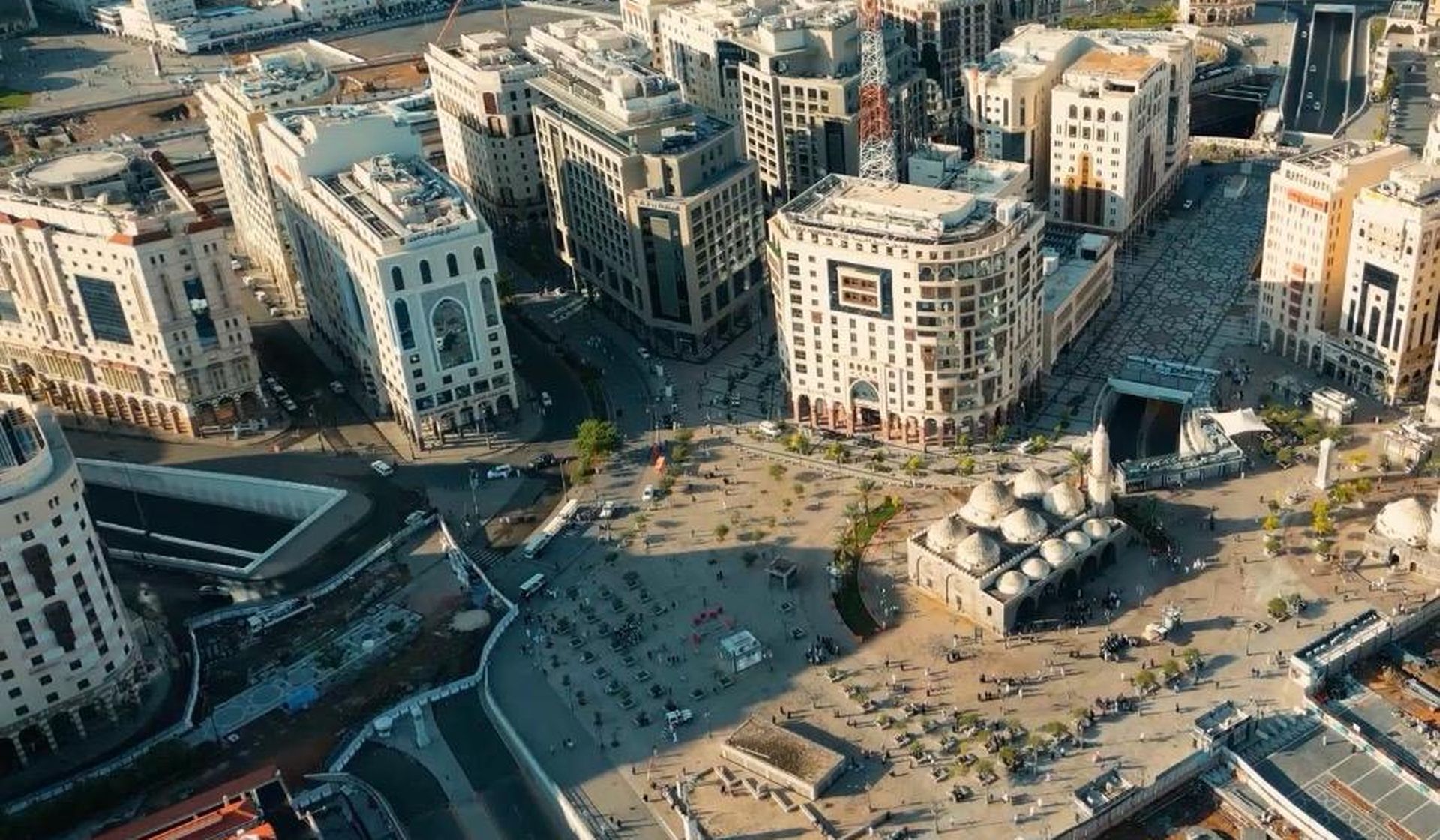 Plazas and historic mosques around Al Manakha Urban Project