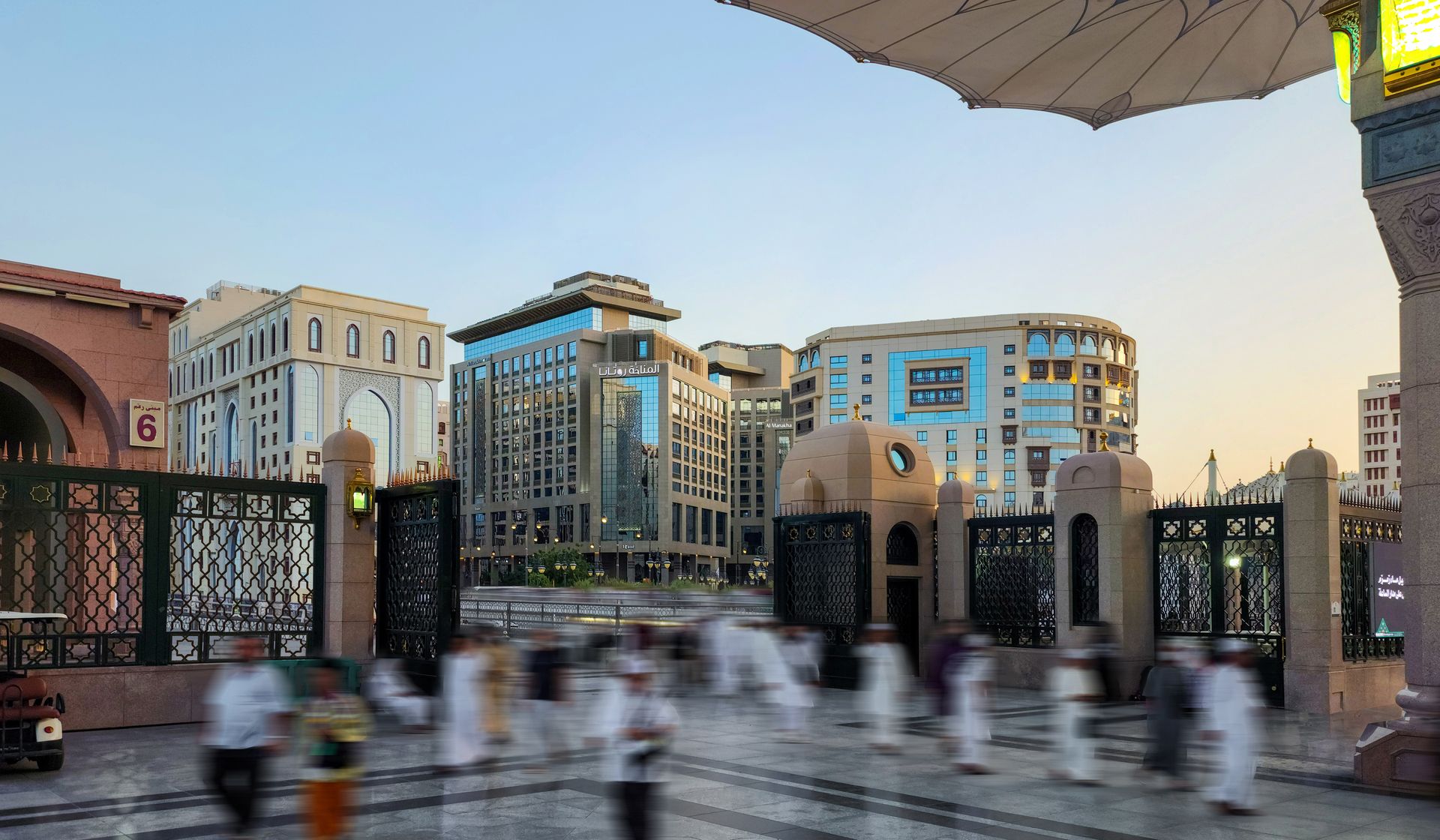 Public plaza in front of the Al Manakha project